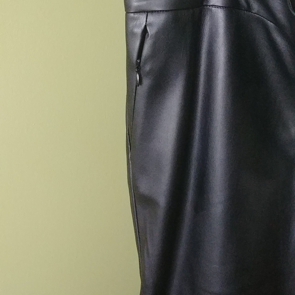 NWT, "OLSEN" BLACK PANTS, SIZE 44/ US L - Picture 5 of 13